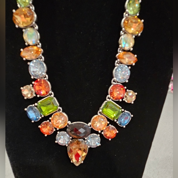 Joan Rivers crystal necklace - Picture 4 of 5